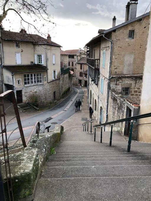 Chez Sophie Et Gege. Maison De Ville, Deux Chambres, De Plain-Pied Figeac Luaran gambar