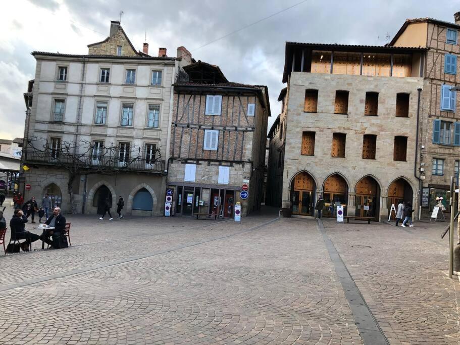 Chez Sophie Et Gege. Maison De Ville, Deux Chambres, De Plain-Pied Figeac Luaran gambar